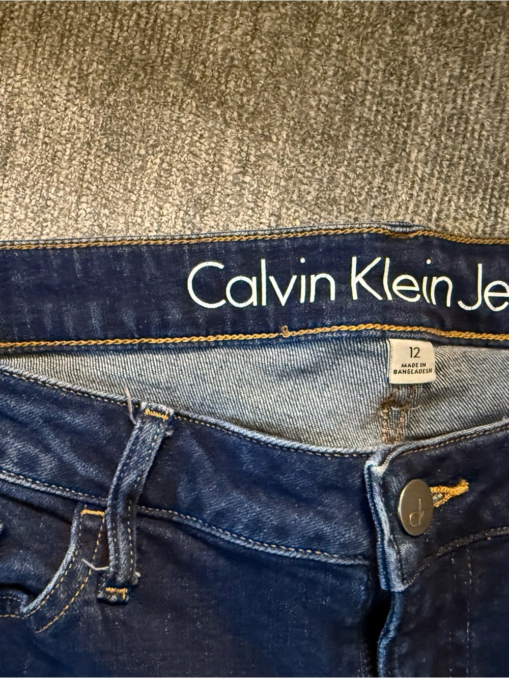 Calvin Klein Women’s Slim Dark Jeans - Picture 3 of 4